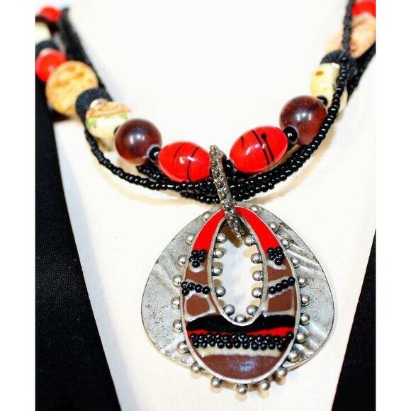 Chico's 4 Strand Boho Bold Faux Agate Cloisonne Seed Beads Pendant 21" Necklace - Picture 2 of 7